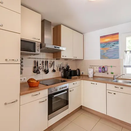 Schwarze Perle - Holiday home Glowe