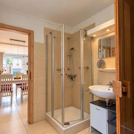 Schwarze Perle - Holiday home Glowe