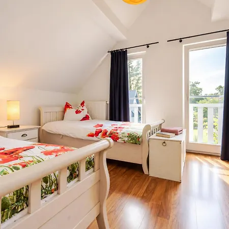 Holiday home Schwarze Perle - *